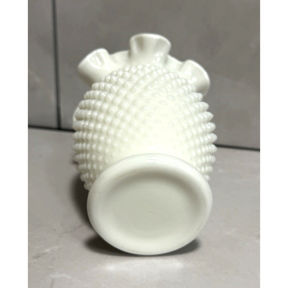 Vintage 1950s Fenton Hobnail Milk Glass Double Crimped Vase 6" Tall - Picture 5 of 7